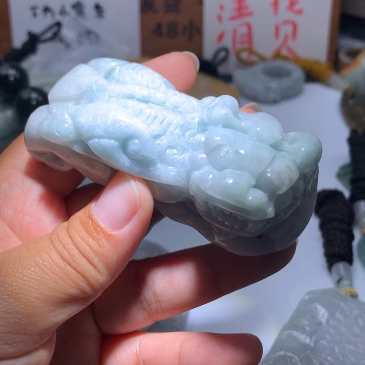 翡翠未镶嵌颈饰保真天然A货翡翠