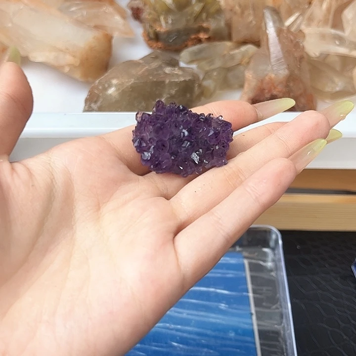 未镶嵌珠宝半成品水晶