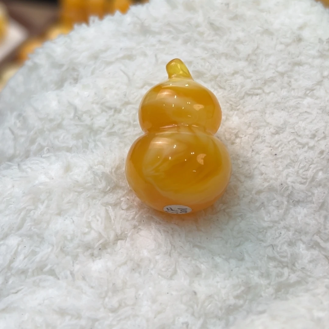 琥珀未镶嵌颈饰焦皮浓橘红溶洞葫芦