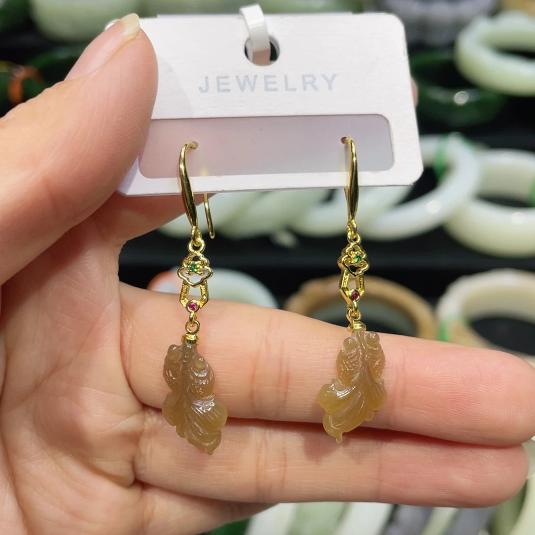 未镶嵌和田玉耳饰