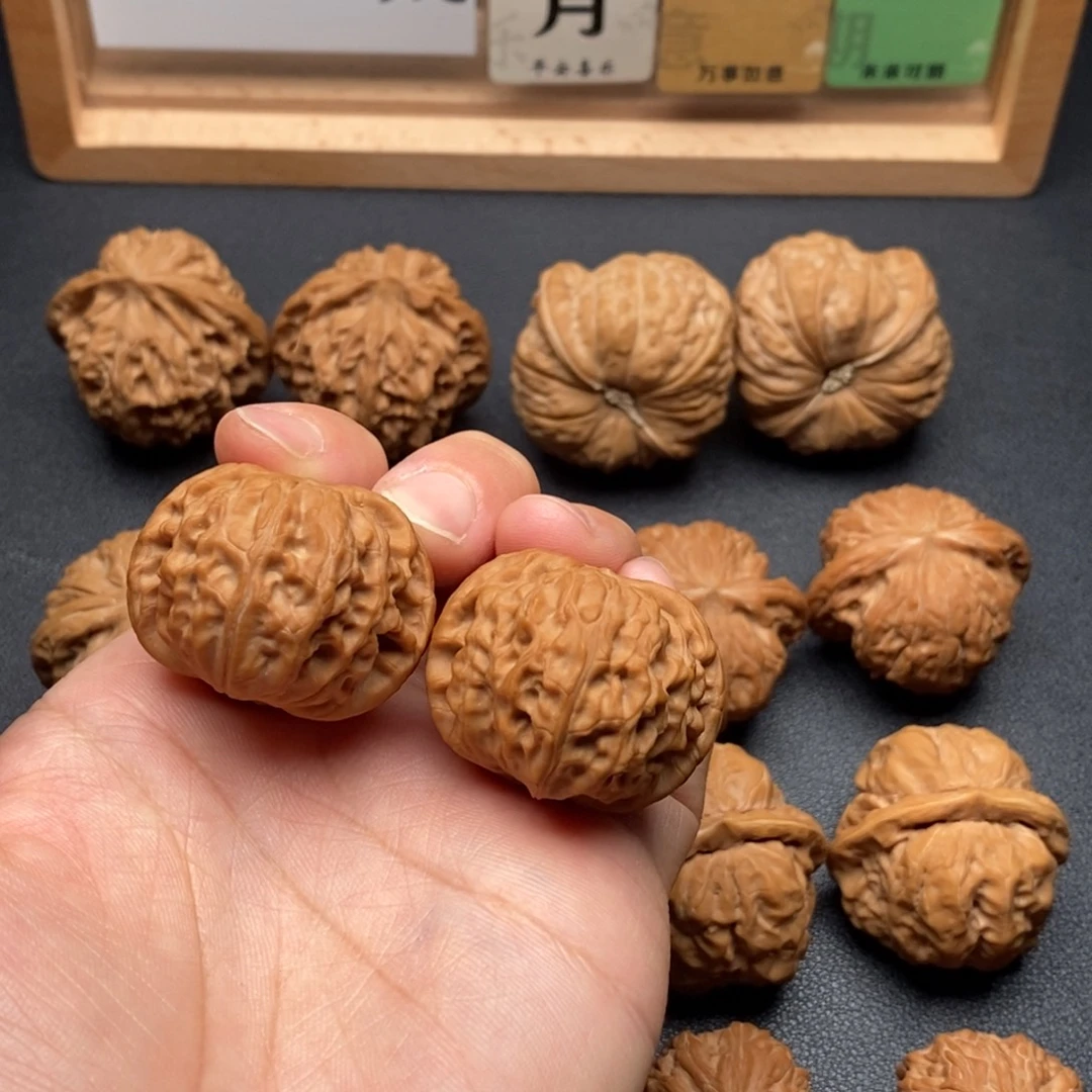 把件文玩核桃边35肚37龙眼