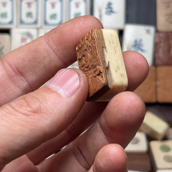 实心竹雕刻手把件