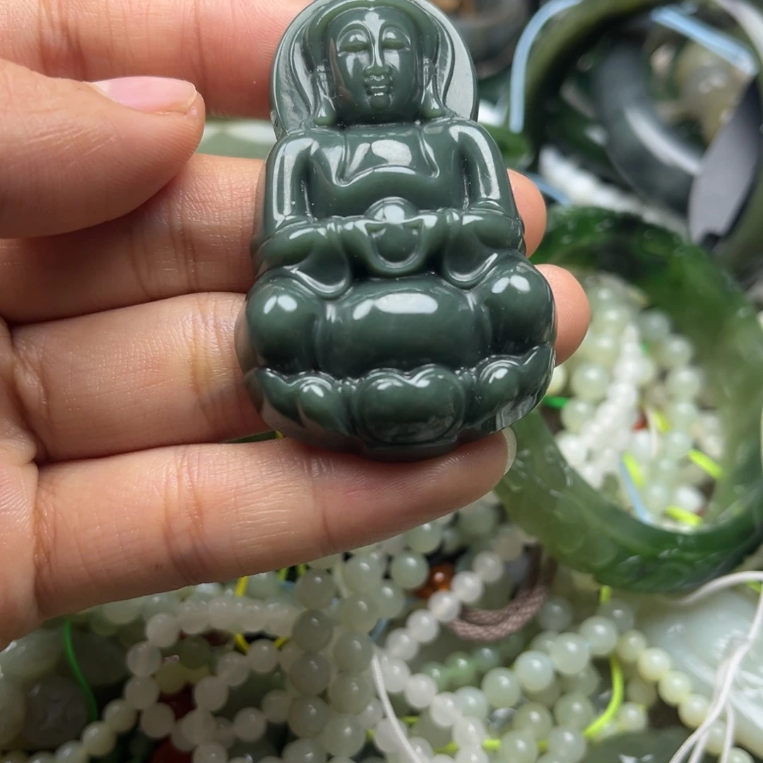 和田玉（碧玉）未镶嵌颈饰