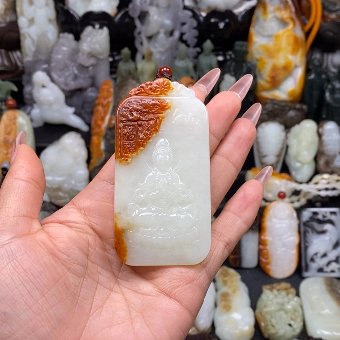 和田玉颈饰未镶嵌京**家