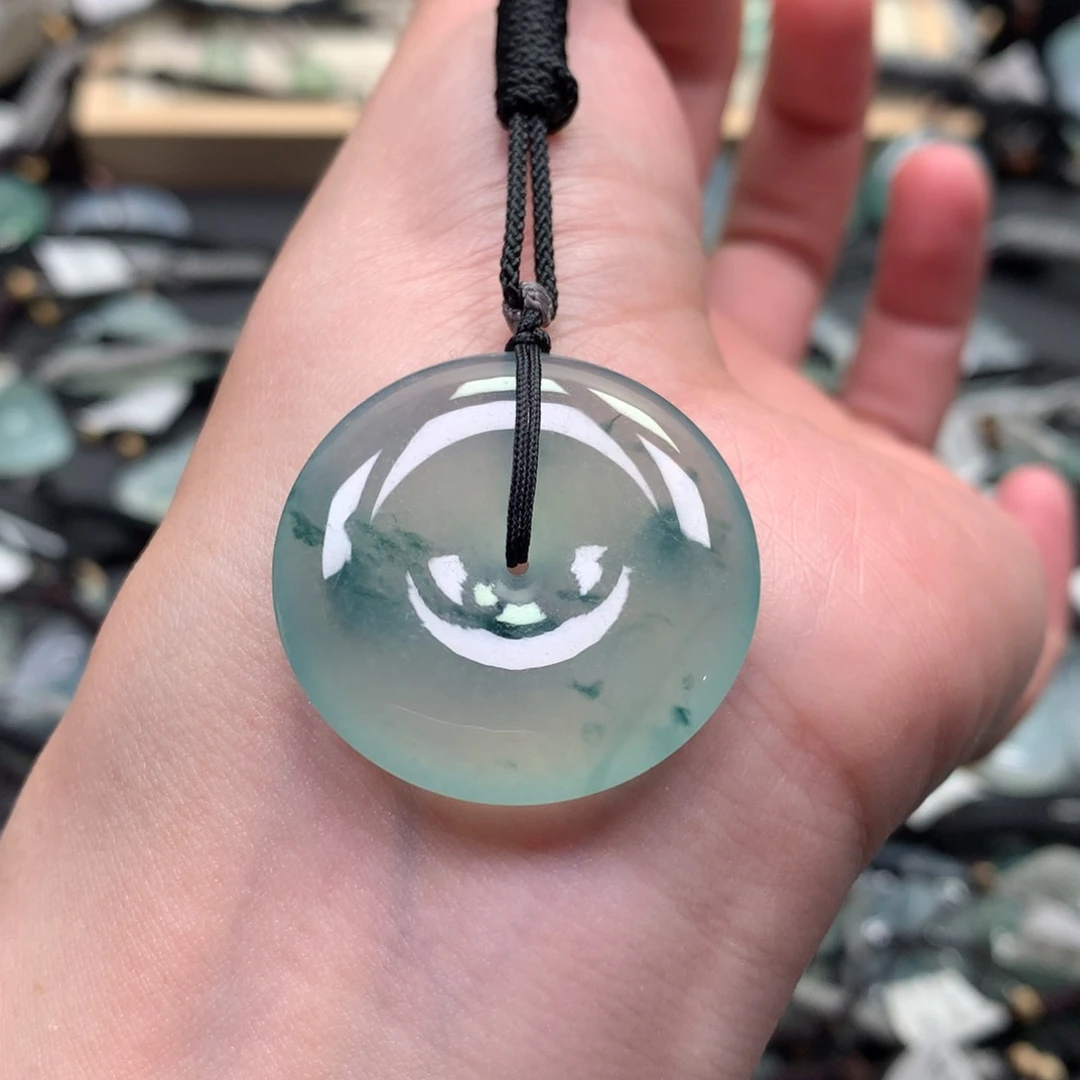 翡翠颈饰未镶嵌000000000000