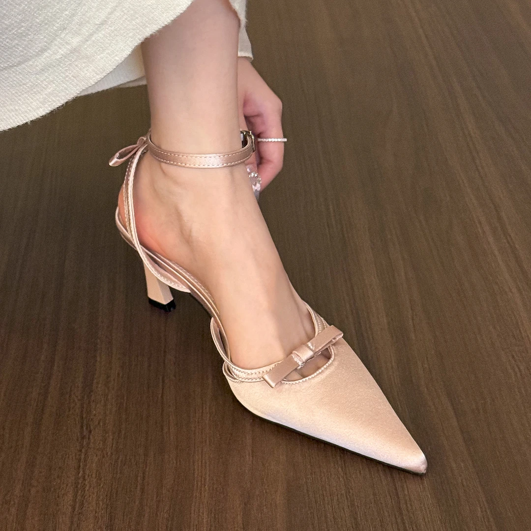 elingstudio 温柔少女• 绸缎粉尖头高跟凉鞋女2025新款春夏凉拖