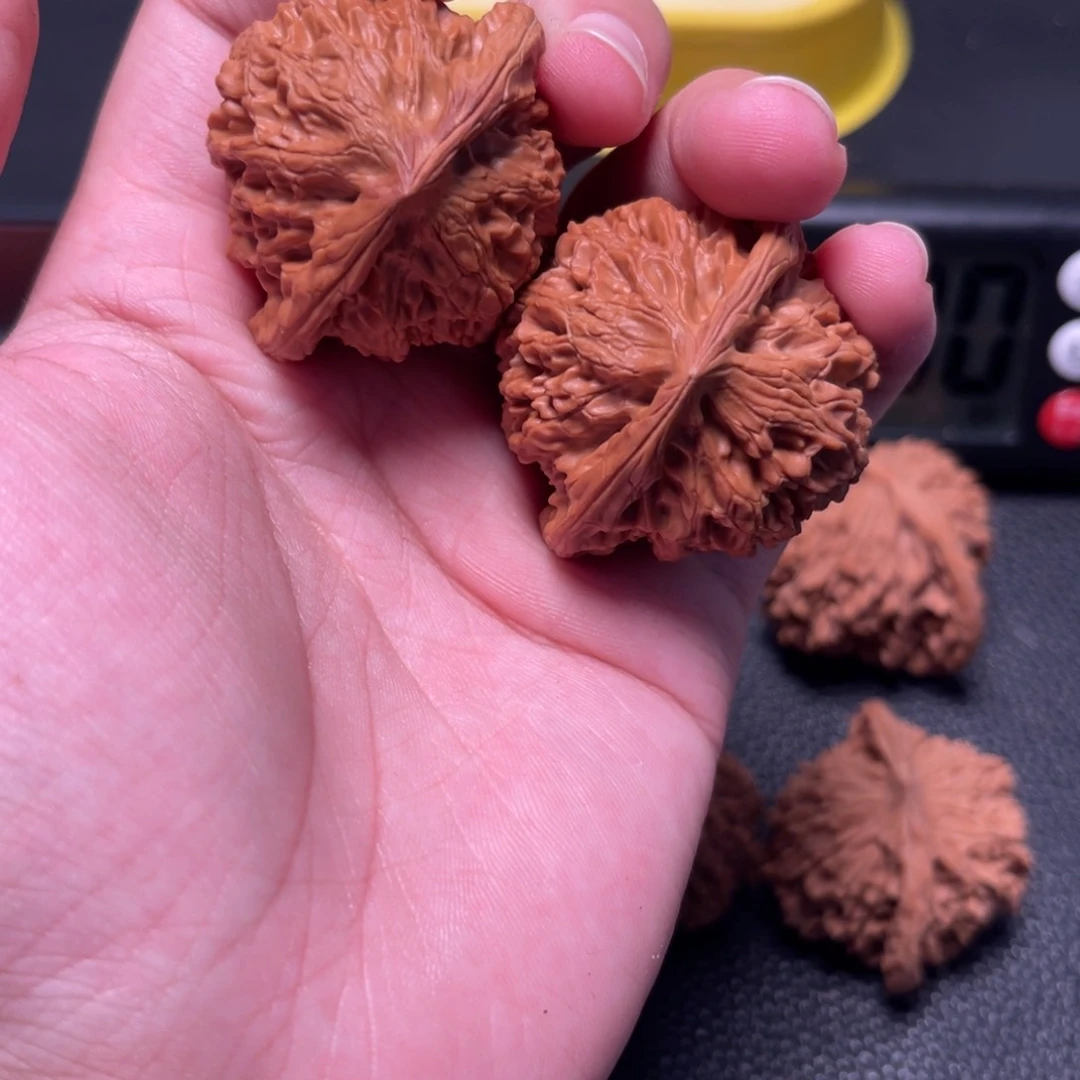 文玩核桃吊坠文玩