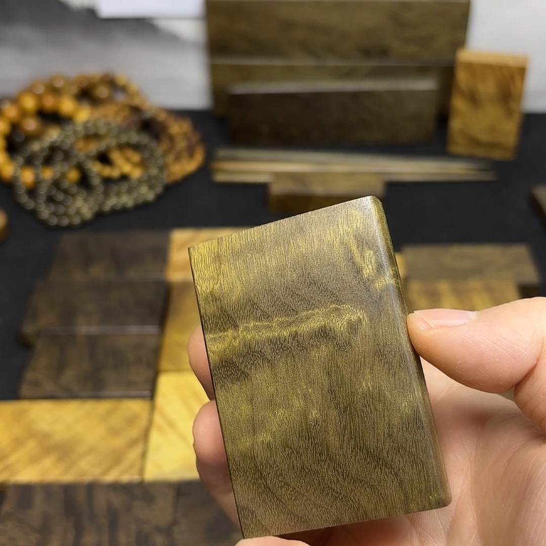 恰***略金丝楠一物一拍链接