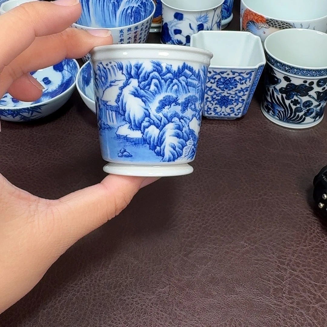 现代景德镇陶瓷杯
