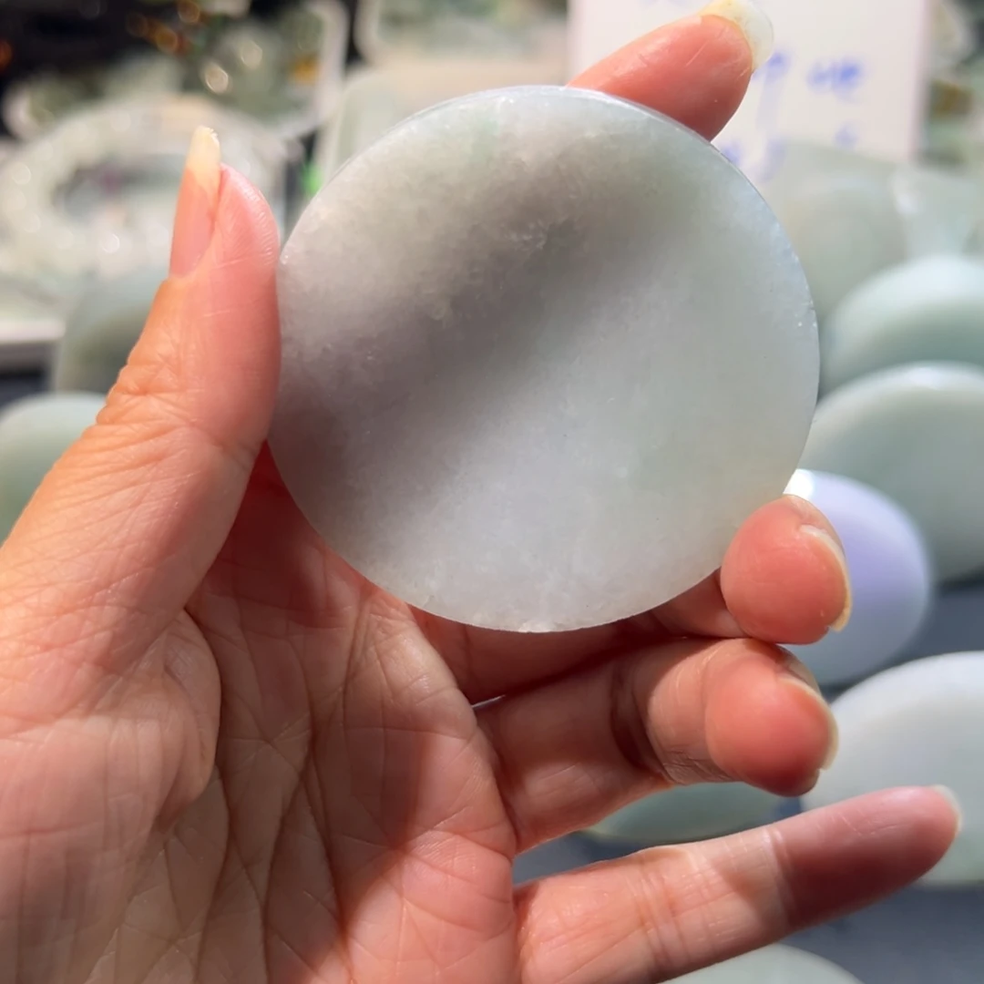 定制翡翠未镶嵌翡翠镯心