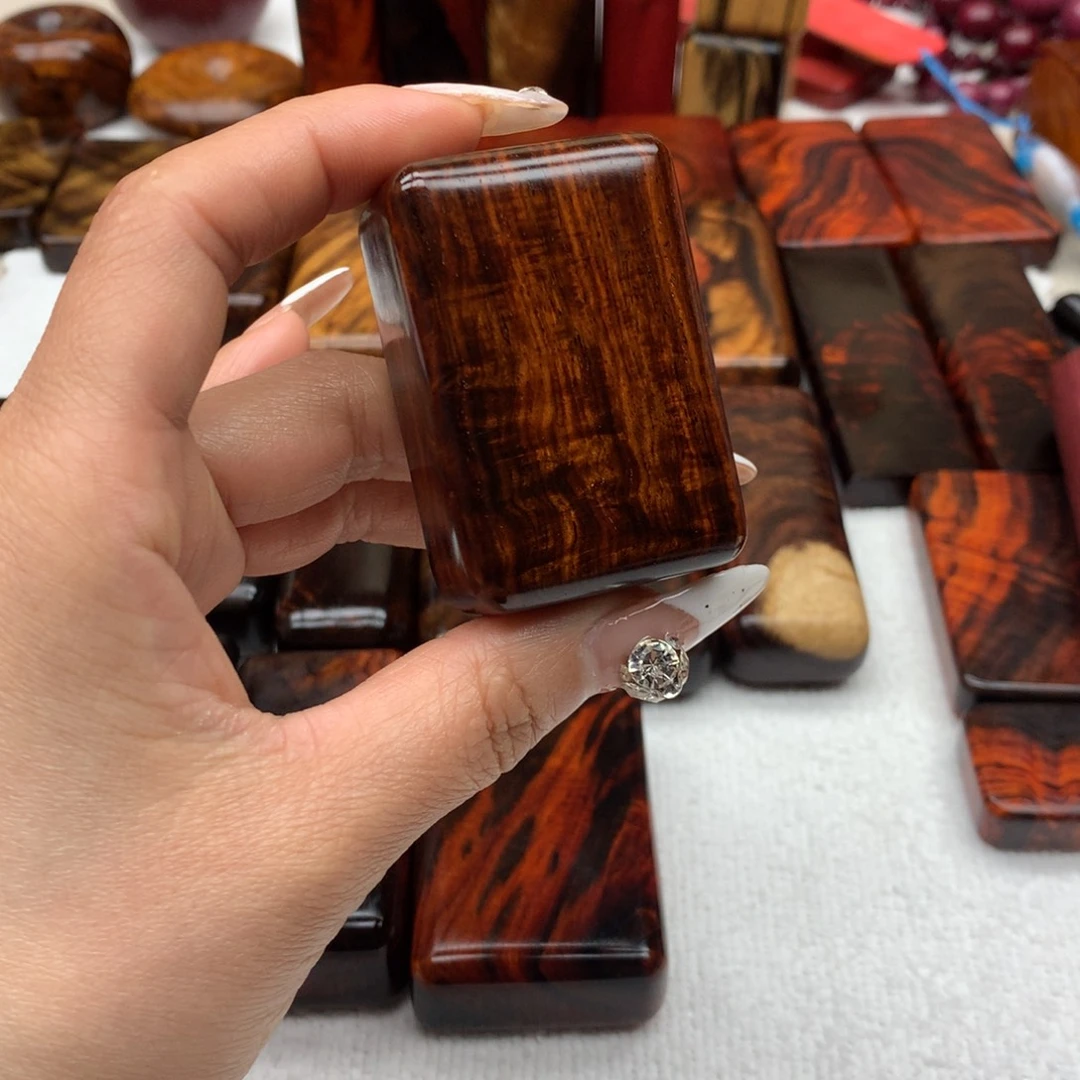 交趾黄檀（大红酸枝）用****2