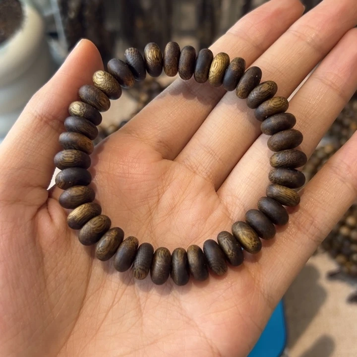 沉香碎屑沉香离**挽1.0算盘珠9克