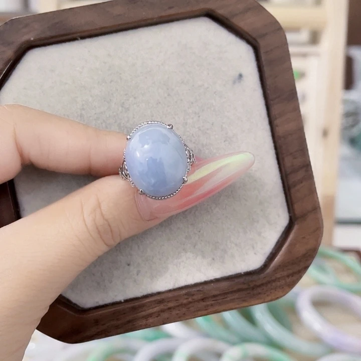 翡翠未镶嵌颈饰天然翡翠Ａ货