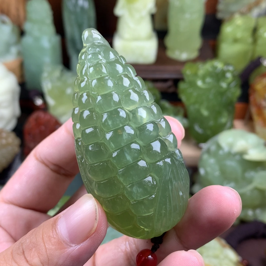 未镶嵌岫玉手把件