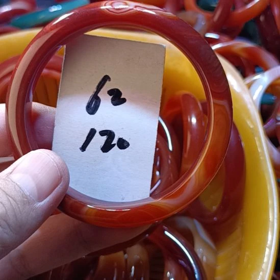 手镯玛瑙/玉髓未镶嵌