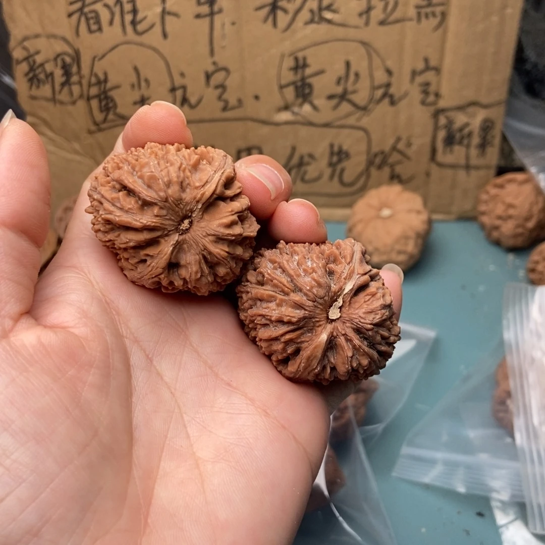 桂***源吊坠文玩核桃蒜头111