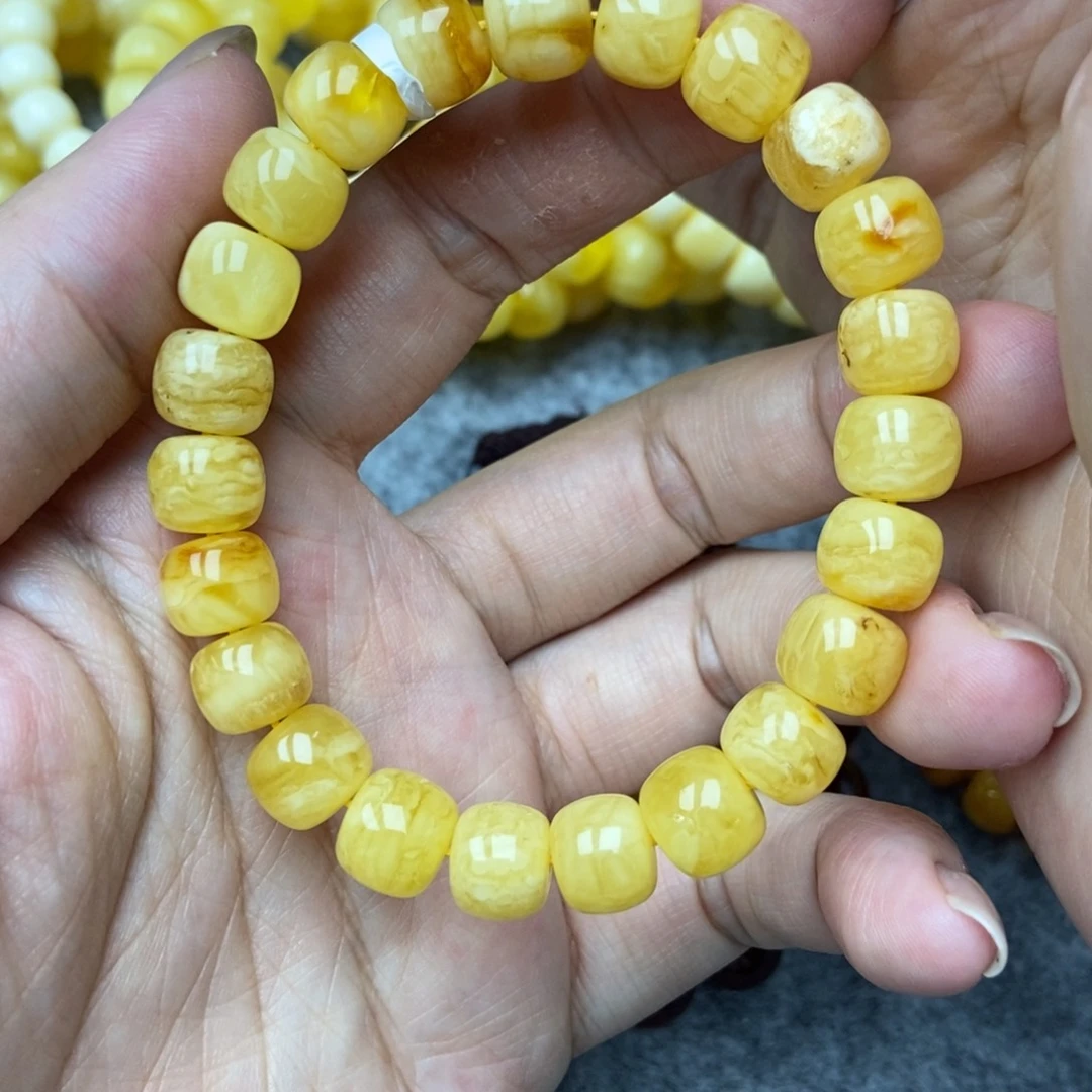 琥珀未镶嵌珠宝奇石20