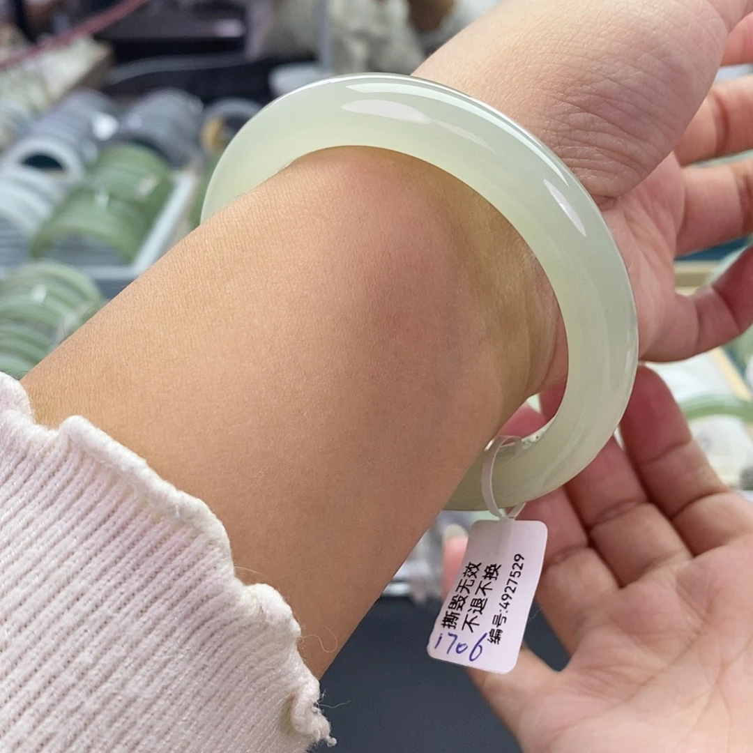 和田玉未镶嵌珠宝奇石和田玉手镯57.58