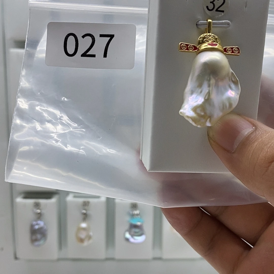 淡水珍珠合金颈饰