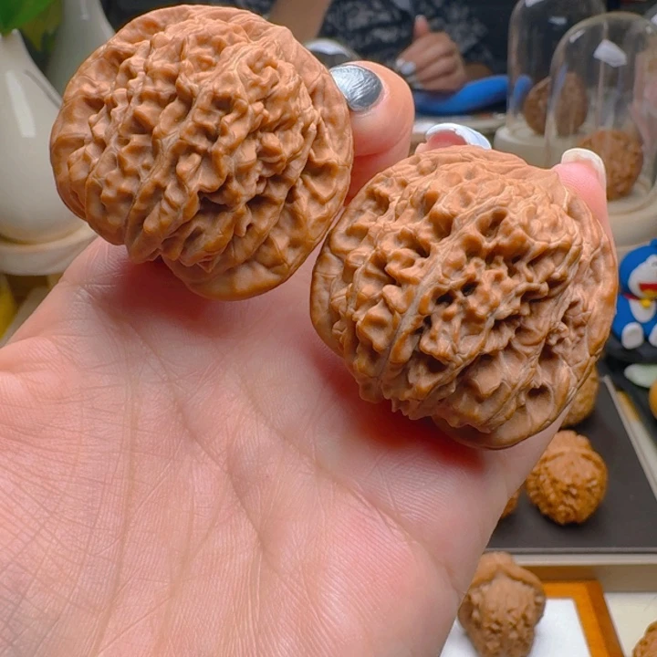 核桃把件40尺寸四座楼