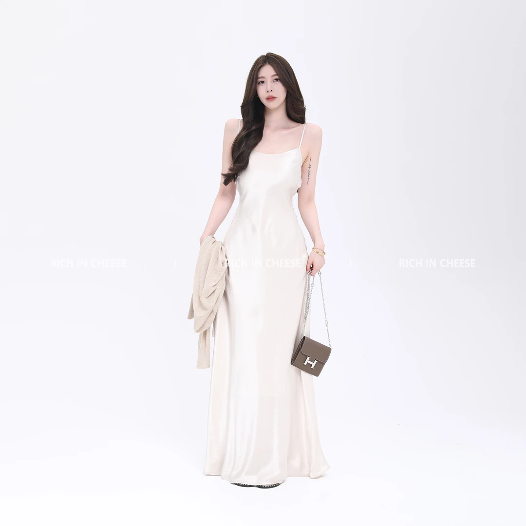 RICHINCHEESE  矜贵柔雾 100醋酸法式斜裁缎面高级感吊带温柔长裙