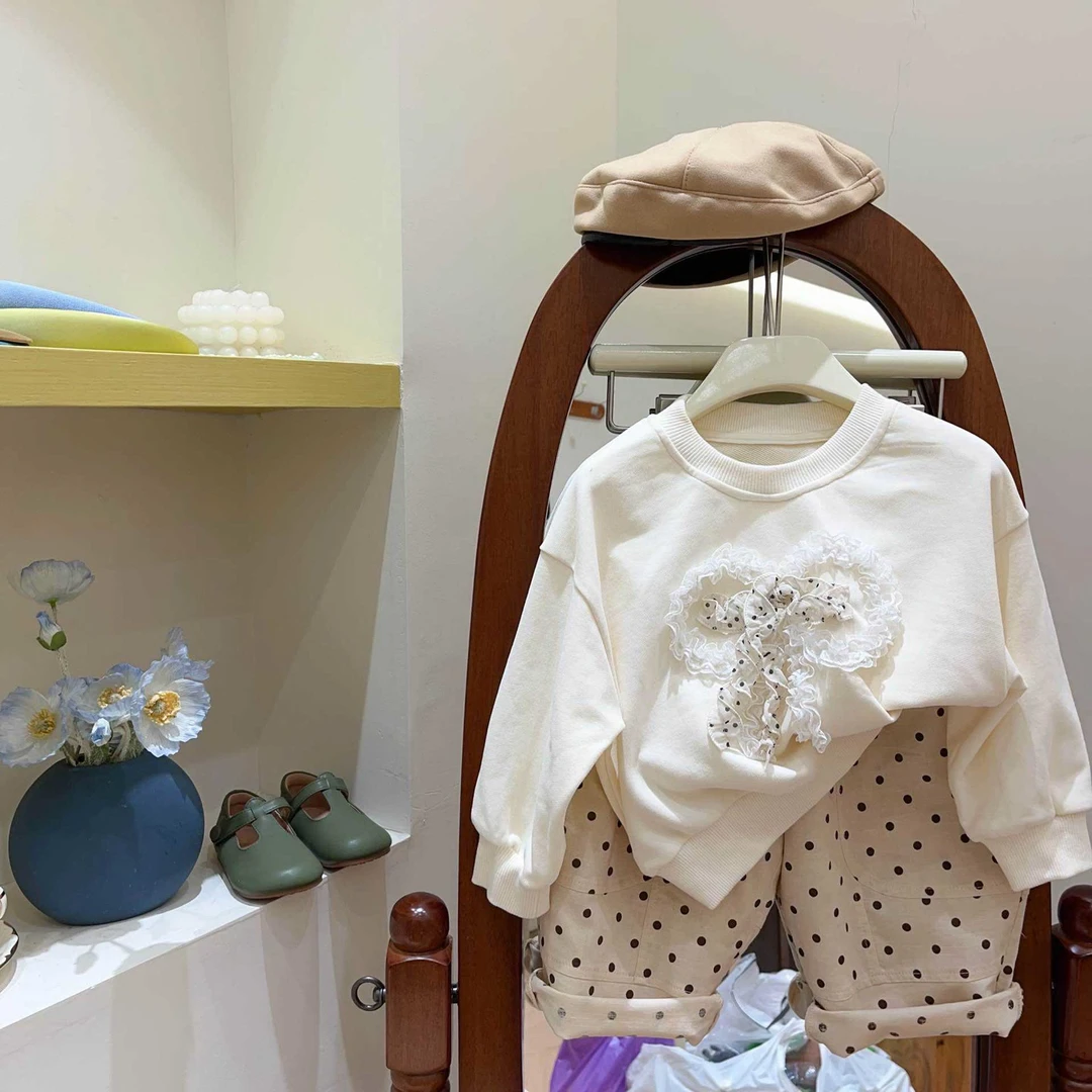 2025新款春季女小童女宝宝时尚法式蕾丝蝴蝶结春款外传卫衣A028