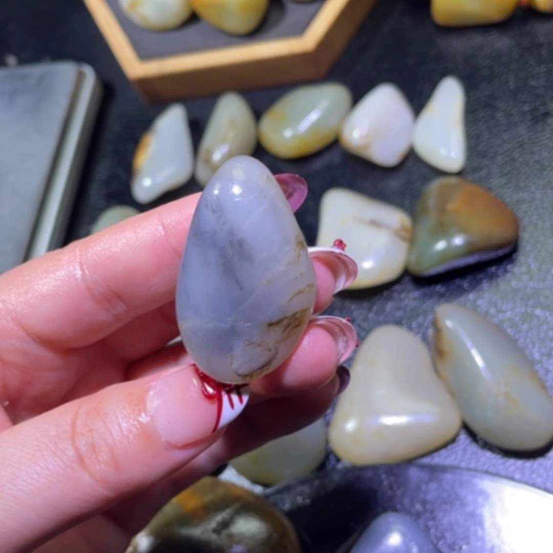 【闪购商品】颈饰未镶嵌和田玉