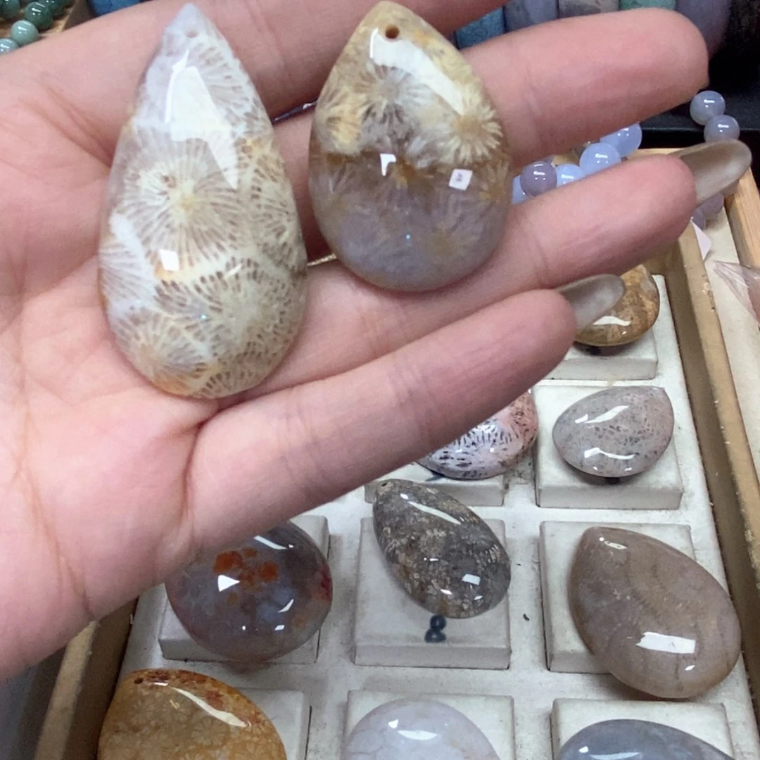 硅化珊瑚（珊瑚玉）手链未镶嵌宠*015