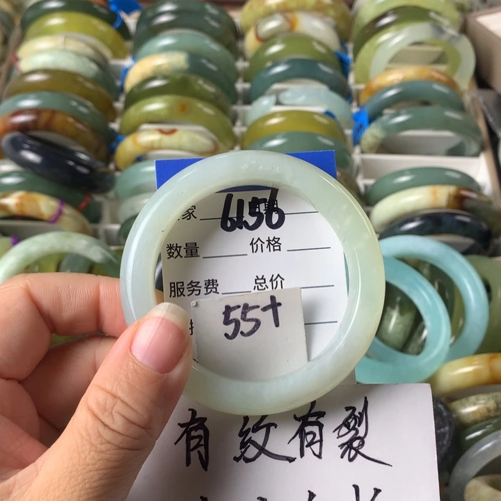 蛇纹石玉未镶嵌手镯6156