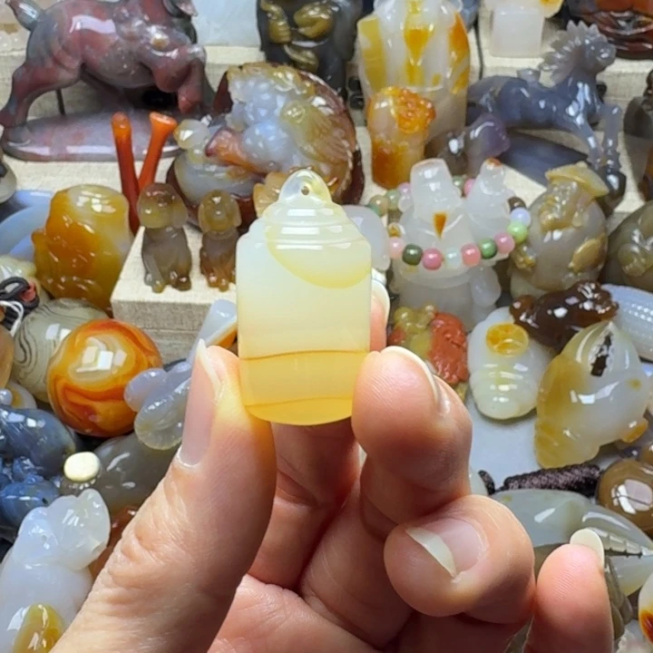 玛瑙/玉髓未镶嵌饰品