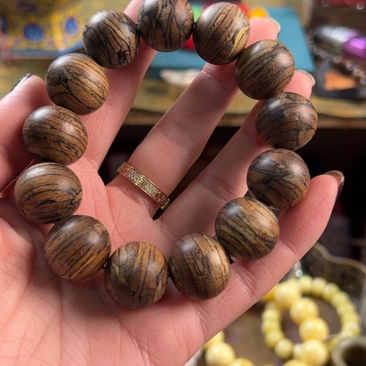 滴血莲花菩提吊坠