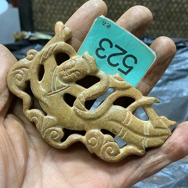 未镶嵌和田玉挂件