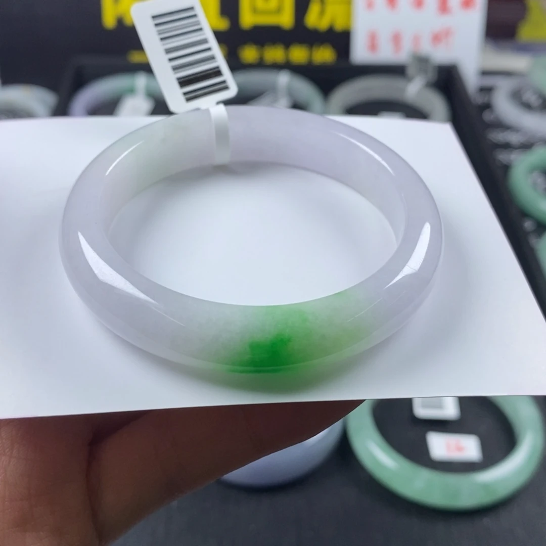 未镶嵌手镯款定制翡翠