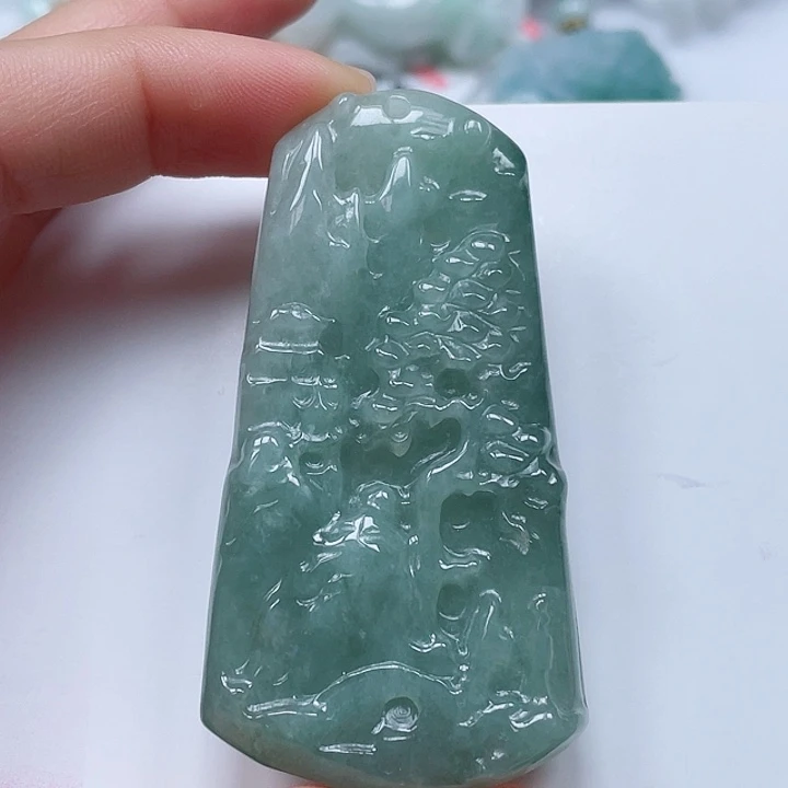 翡翠未镶嵌颈饰翡翠