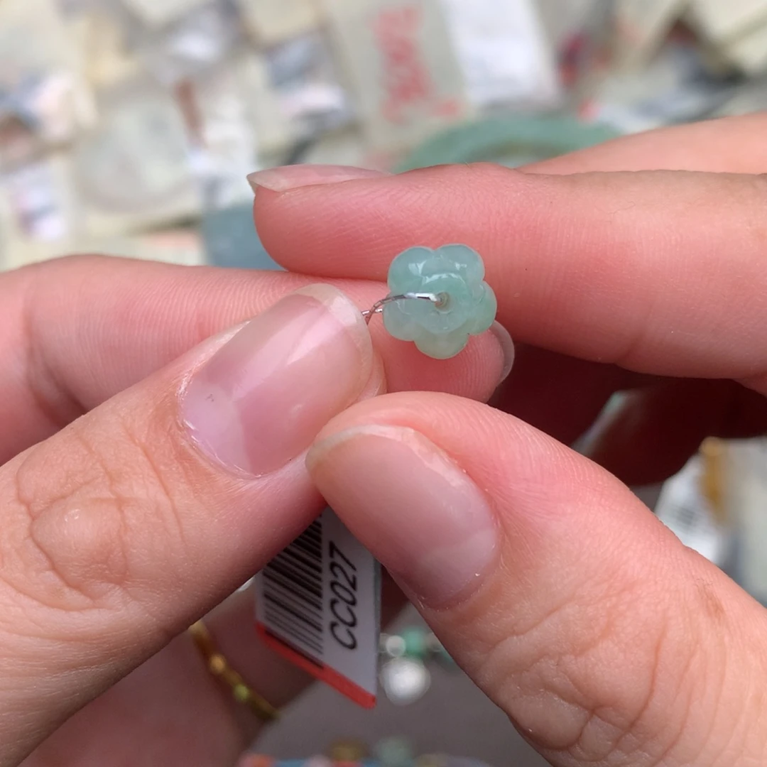 【闪购商品】翡翠挂件未镶嵌一