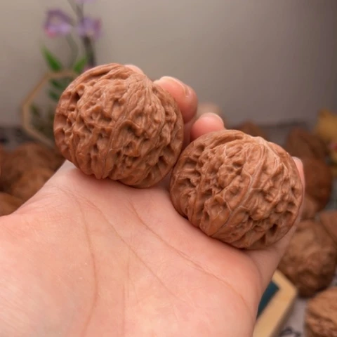 吊坠桃核40全品红皮磨盘