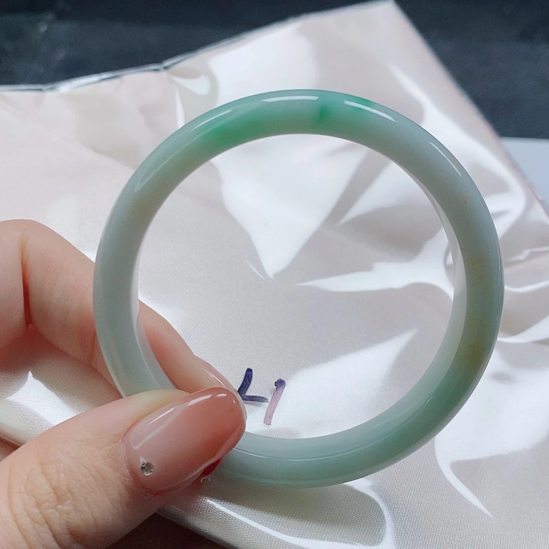 【闪购商品】未镶嵌手镯翡翠547号