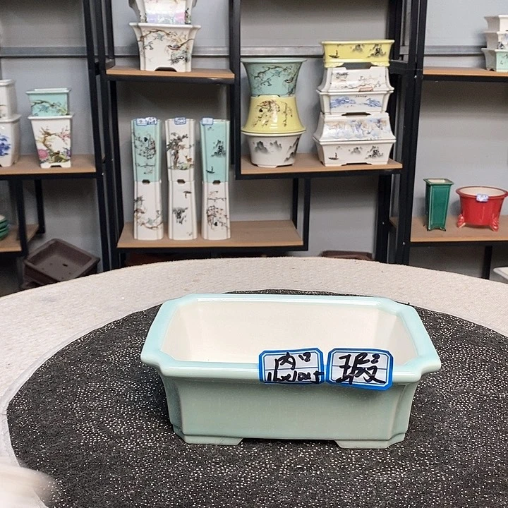 紫砂的花盆很漂亮2