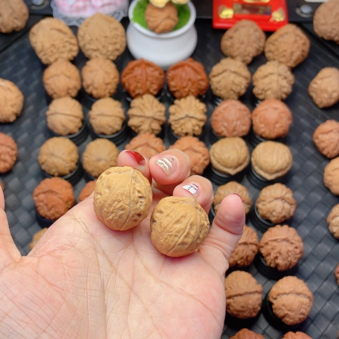 文玩核桃把件冰小西瓜