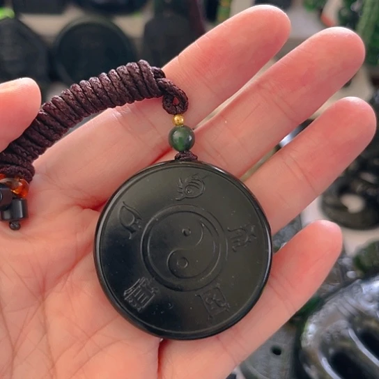 蛇纹石玉未镶嵌泰山玉