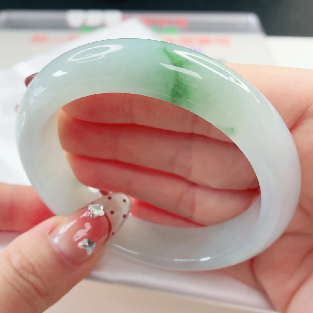 翡翠未镶嵌手镯缅甸天然A货翡翠56.7