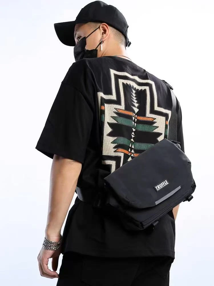 VERIKS 巴家运动休闲钓鱼信封斜挎包