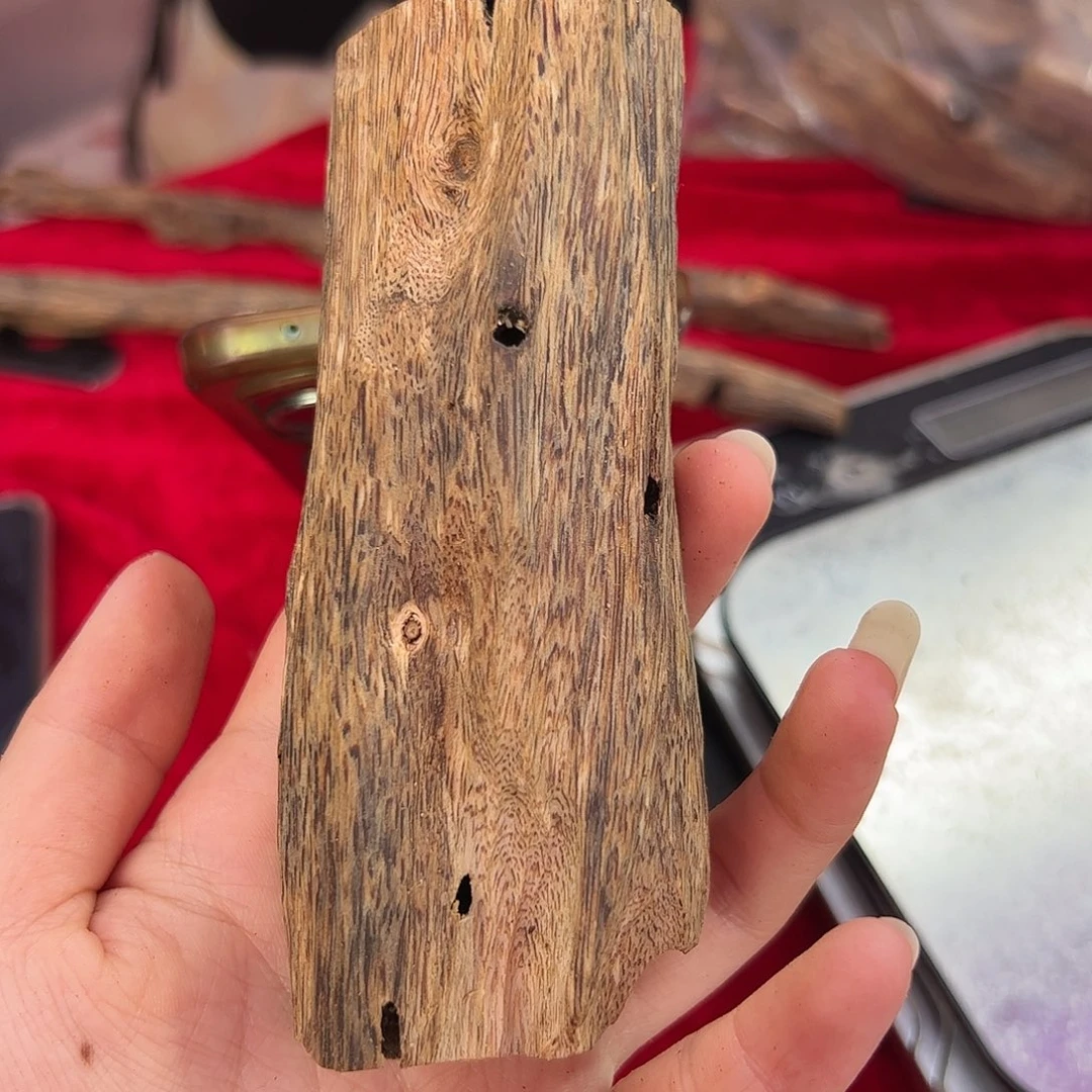 沉香碎屑沉香奇楠沉香原材料49g