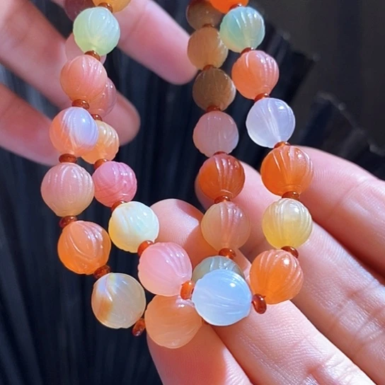 玛瑙/玉髓未镶嵌颈饰