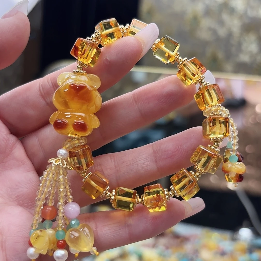 琥珀未镶嵌戒指琥珀