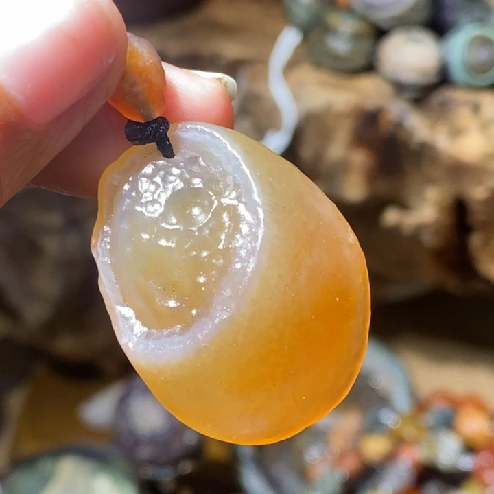 玛瑙/玉髓未镶嵌珠宝半成品