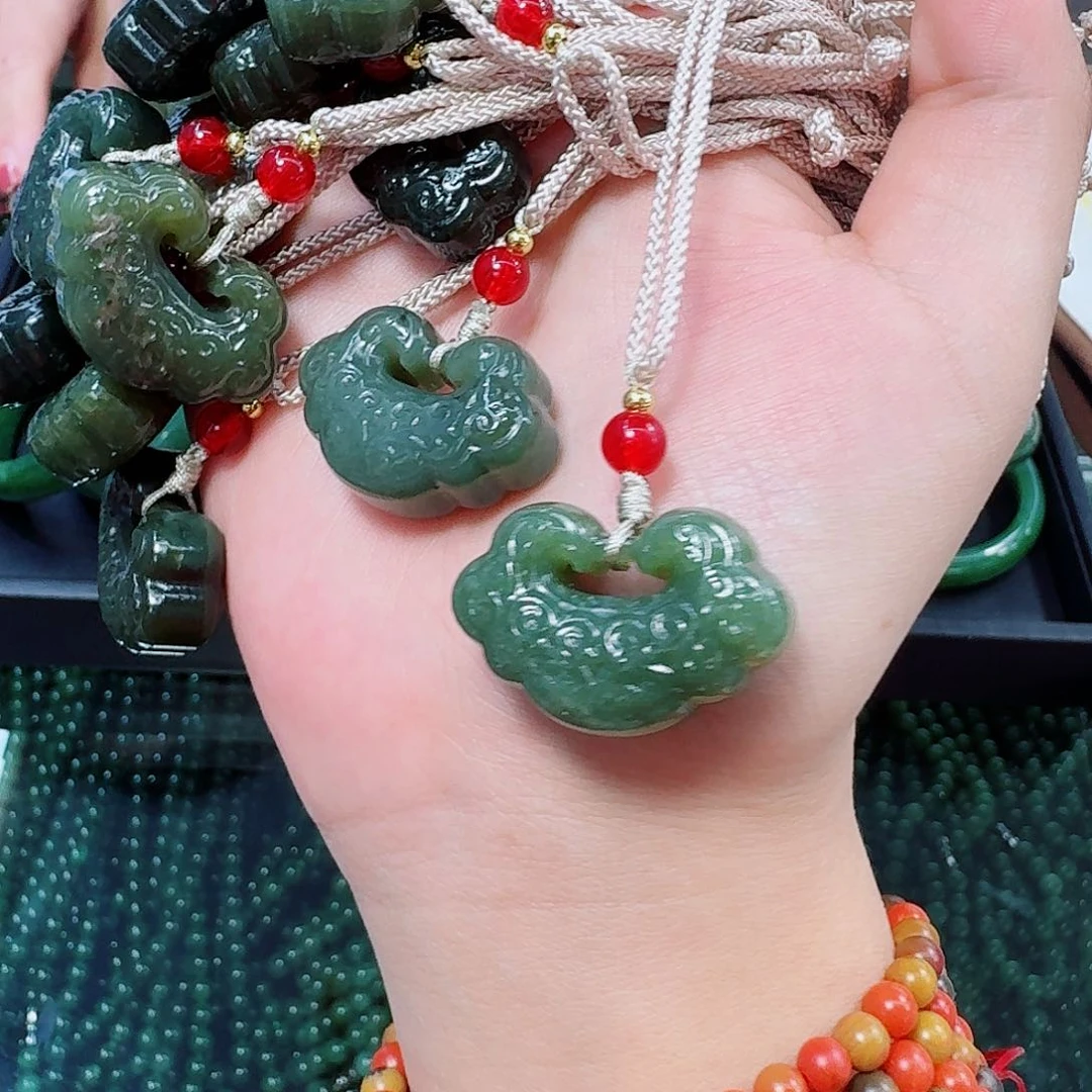 和田玉（碧玉）如意未镶嵌