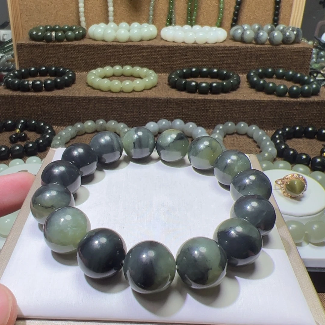 和田玉未镶嵌手链