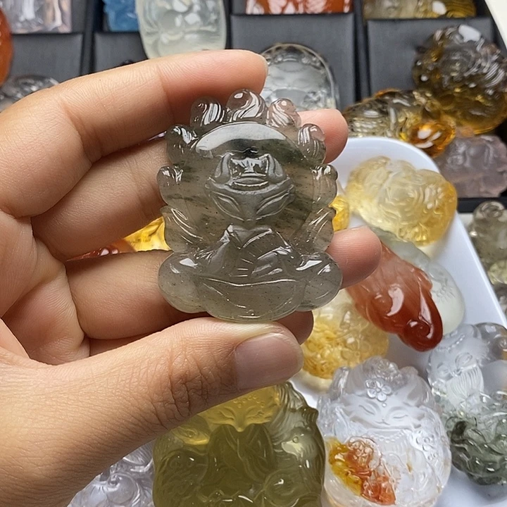 颈饰未镶嵌水晶水晶吊坠