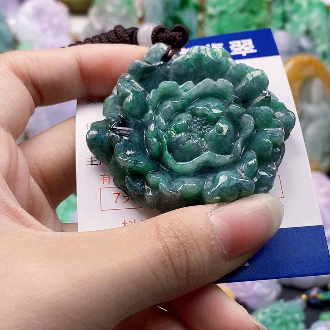 吊坠(不含链)未镶嵌翡翠